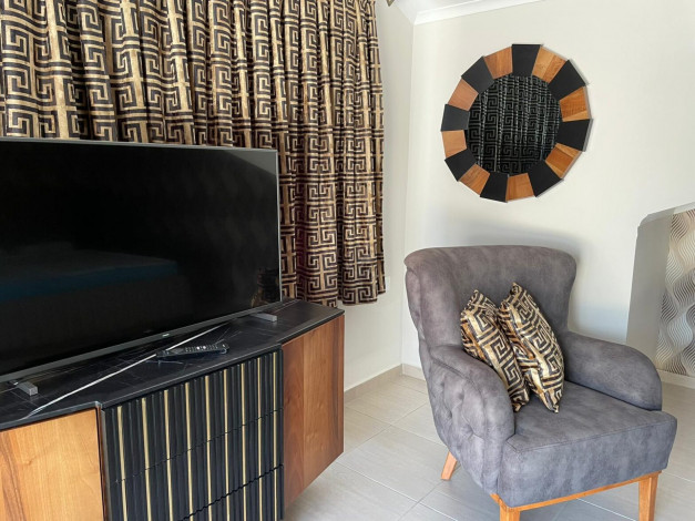 Квартира 3+1 в районе Кестель с частичным видом на море, 250 м2 - Ракурс 40