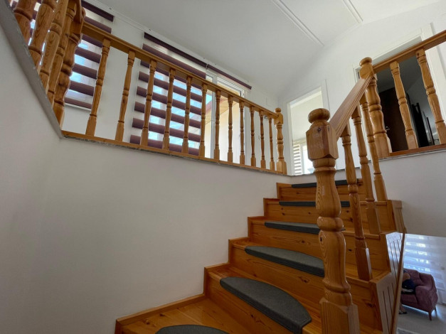 Квартира 3+1 в районе Кестель с частичным видом на море, 250 м2 - Ракурс 45