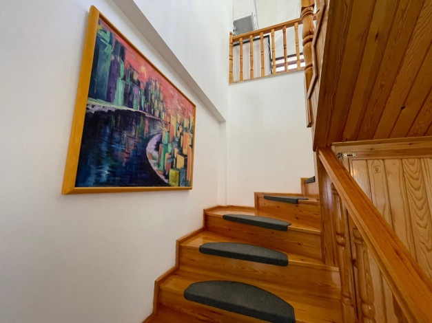 Квартира 3+1 в районе Кестель с частичным видом на море, 250 м2 - Ракурс 46