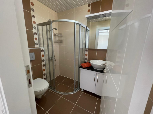 Квартира 3+1 в районе Кестель с частичным видом на море, 250 м2 - Ракурс 48