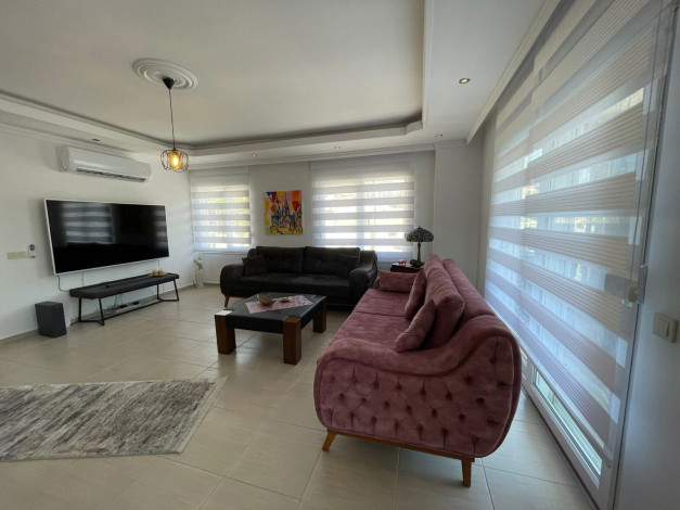 Квартира 3+1 в районе Кестель с частичным видом на море, 250 м2 - Ракурс 70