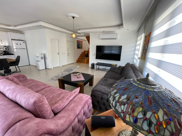 Квартира 3+1 в районе Кестель с частичным видом на море, 250 м2 - Ракурс 72