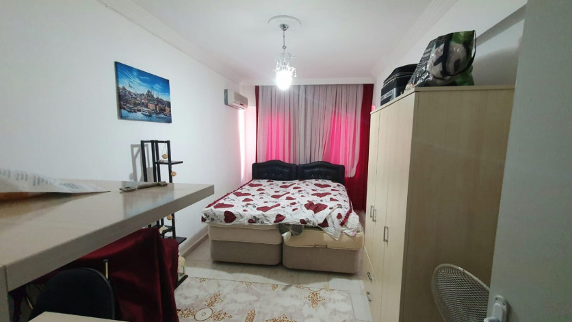 Просторная четырехкомнатная квартира в 300 метрах от моря в районе Махмутлар, 130 м2 - Ракурс 8