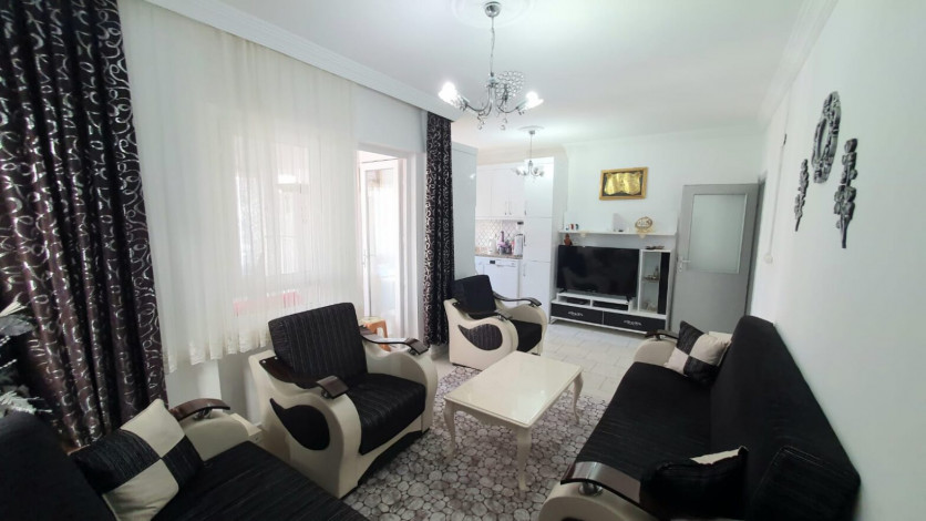 Просторная четырехкомнатная квартира в 300 метрах от моря в районе Махмутлар, 130 м2 - Ракурс 13