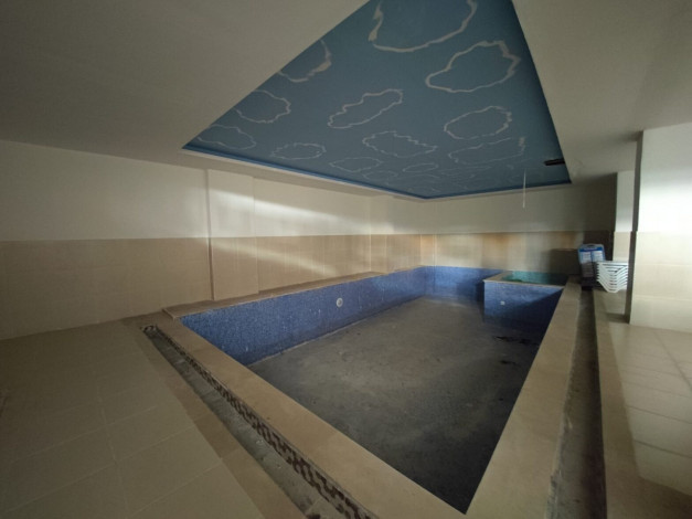 Меблированная двухкомнатная квартира с крытым бассейном в комплексе в районе Махмутлар, 60 м2 - Ракурс 12