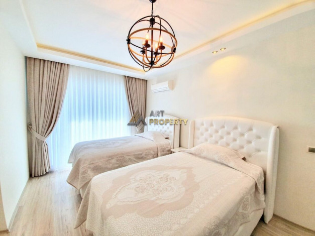 Квартира 3+1 в одном из лучших комплексов района Махмутлар, 165 м2 - Ракурс 5