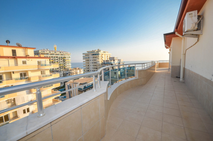 Меблированная светлая квартира 4+1 с видом на Средиземное море на высоком этаже в районе Махмутлар, 240 м2 - Ракурс 9