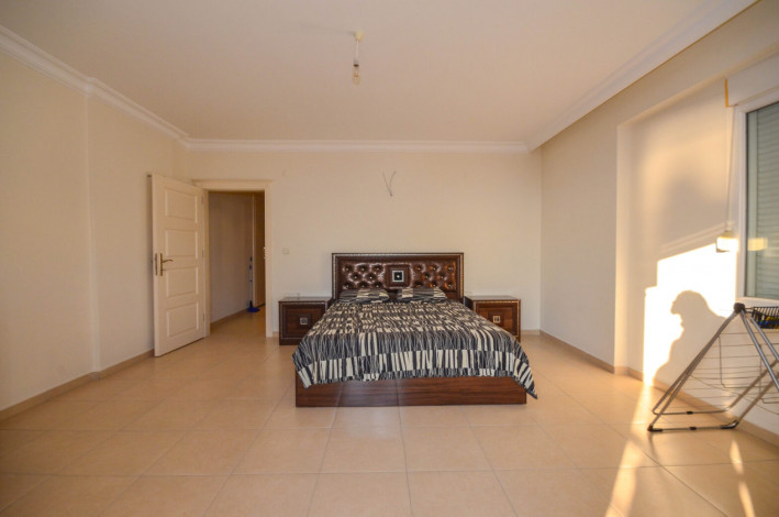 Меблированная светлая квартира 4+1 с видом на Средиземное море на высоком этаже в районе Махмутлар, 240 м2 - Ракурс 18