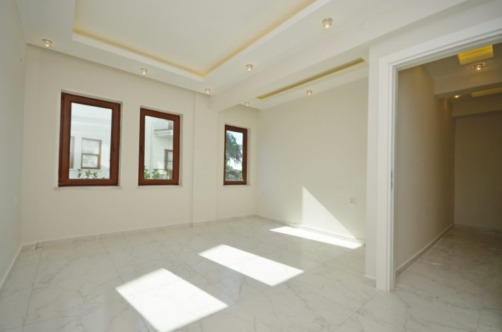 Трехкомнатная квартира с видом на море в комплексе с зеленым садом в Каргыджаке, 105 м2 - Ракурс 5