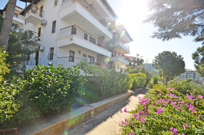 Трехкомнатная квартира с видом на море в комплексе с зеленым садом в Каргыджаке, 105 м2 - Ракурс 9