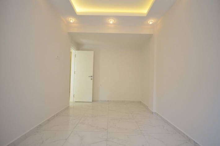 Трехкомнатная квартира с видом на море в комплексе с зеленым садом в Каргыджаке, 105 м2 - Ракурс 14