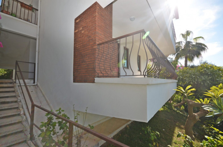 Трехкомнатная квартира с видом на море в комплексе с зеленым садом в Каргыджаке, 105 м2 - Ракурс 19