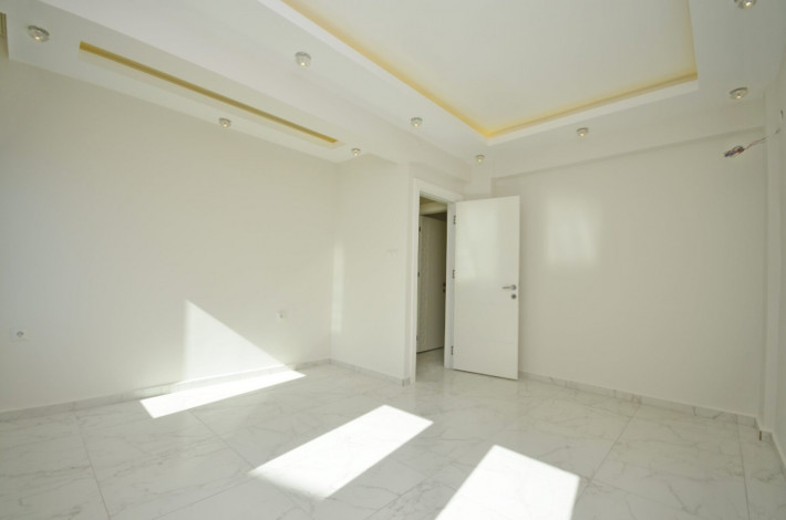 Трехкомнатная квартира с видом на море в комплексе с зеленым садом в Каргыджаке, 105 м2 - Ракурс 25