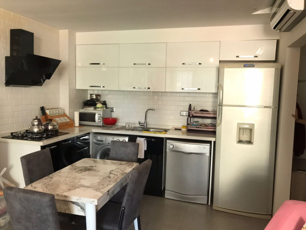 Просторная двухкомнатная квартира в 350 метрах от моря в Махмутлар, 70м2 - Ракурс 6