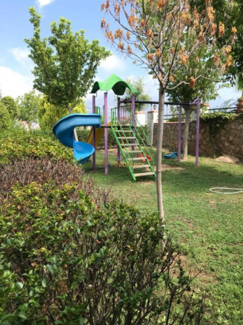 Полностью меблированная двухкомнатная квартира в районе Тосмур, 70 м2 - Ракурс 4