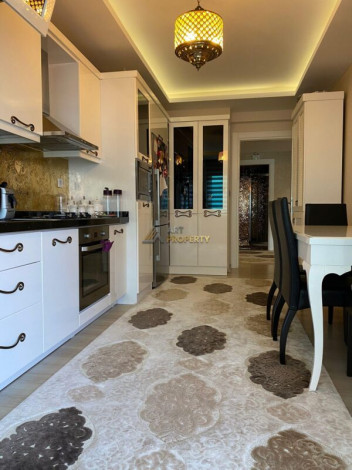 Полностью меблированная четырехкомнатная квартира в районе Махмутлар, 170 м2 - Ракурс 7