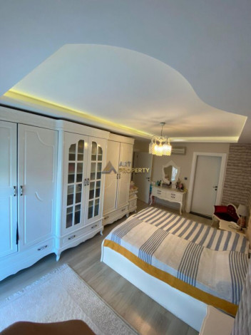 Полностью меблированная четырехкомнатная квартира в районе Махмутлар, 170 м2 - Ракурс 10