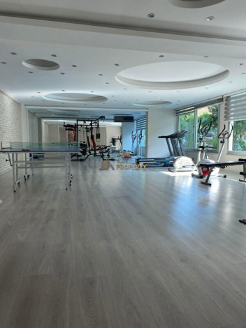 Полностью меблированная четырехкомнатная квартира в районе Махмутлар, 170 м2 - Ракурс 20