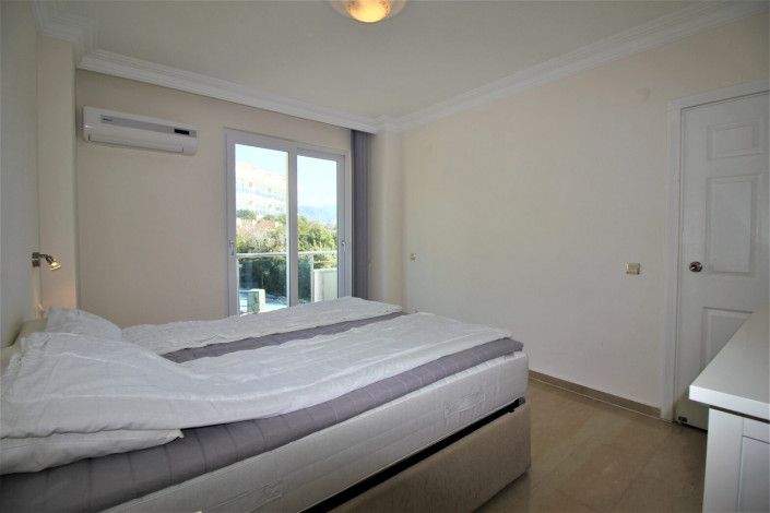 Четырехкомнатный полностью меблированный дуплекс в районе Конаклы, 130 м2 - Ракурс 15