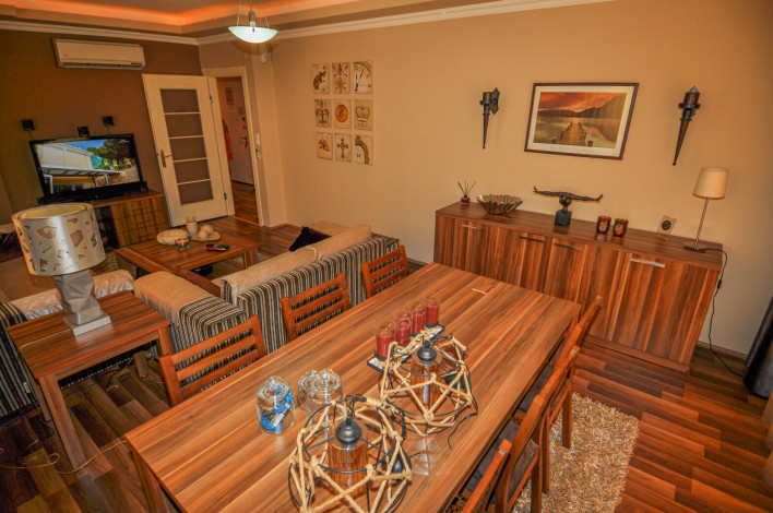 Меблированная трехкомнатная квартира с отдельной кухней в центре Аланьи, 120 м2 - Ракурс 17