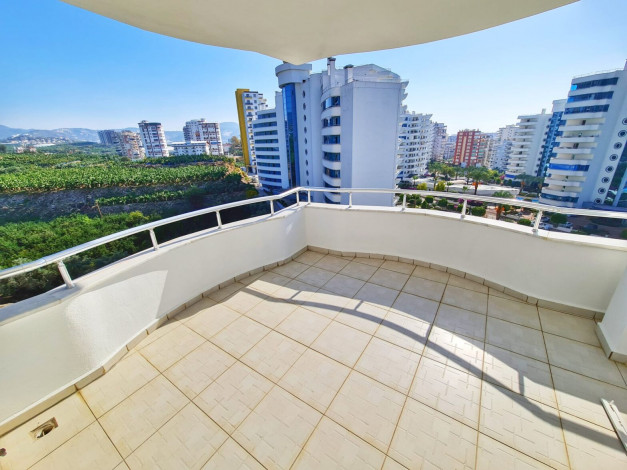 Меблированная квартира 2+1 с видом на город и частично на море в Махмутлар, 120 м2 - Ракурс 14