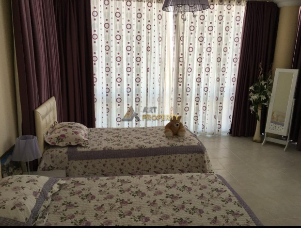 Двухэтажная меблированная вилла 3+1 с зеленой территорией в районе Конаклы, 220 м2 - Ракурс 8