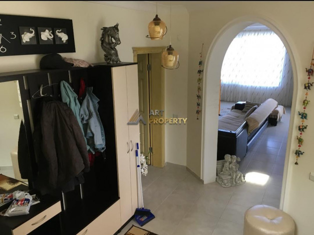 Двухэтажная меблированная вилла 3+1 с зеленой территорией в районе Конаклы, 220 м2 - Ракурс 9