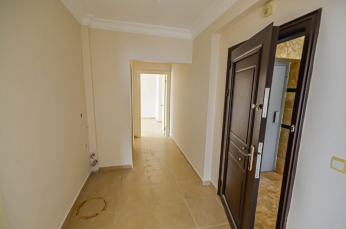 Трехкомнатная квартира недалеко от моря в районе Махмутлар, 110 м2 - Ракурс 4