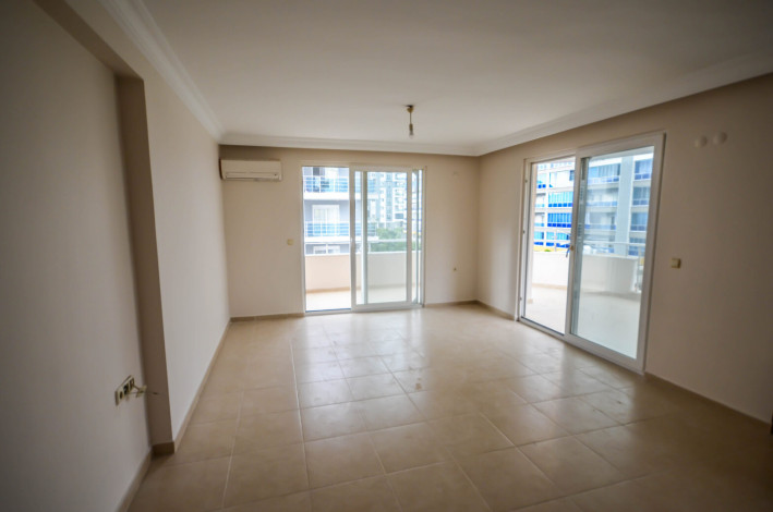 Трехкомнатная квартира недалеко от моря в районе Махмутлар, 110 м2 - Ракурс 6