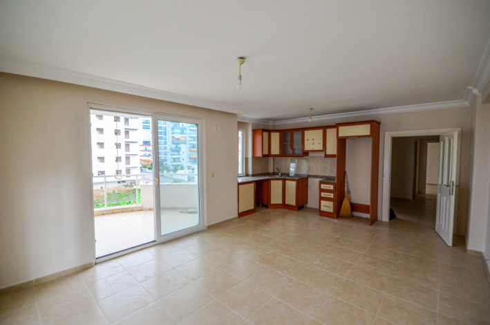 Трехкомнатная квартира недалеко от моря в районе Махмутлар, 110 м2 - Ракурс 7