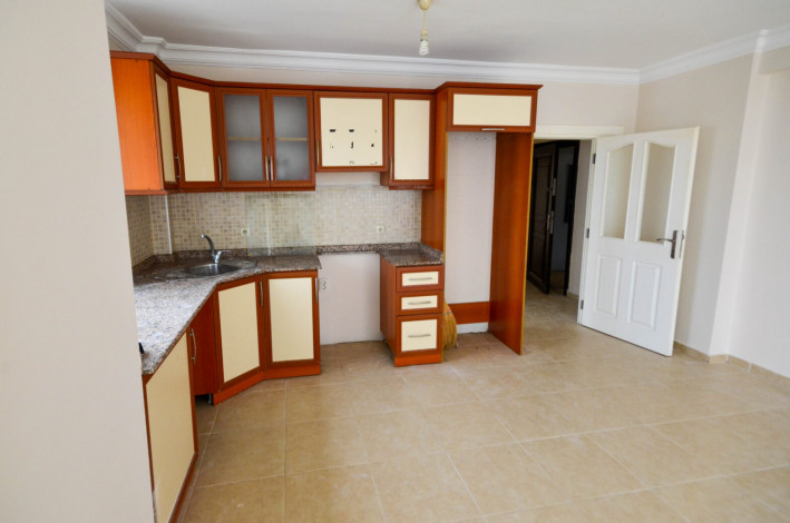 Трехкомнатная квартира недалеко от моря в районе Махмутлар, 110 м2 - Ракурс 9