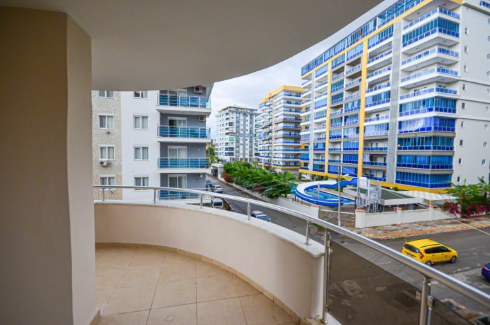 Трехкомнатная квартира недалеко от моря в районе Махмутлар, 110 м2 - Ракурс 13