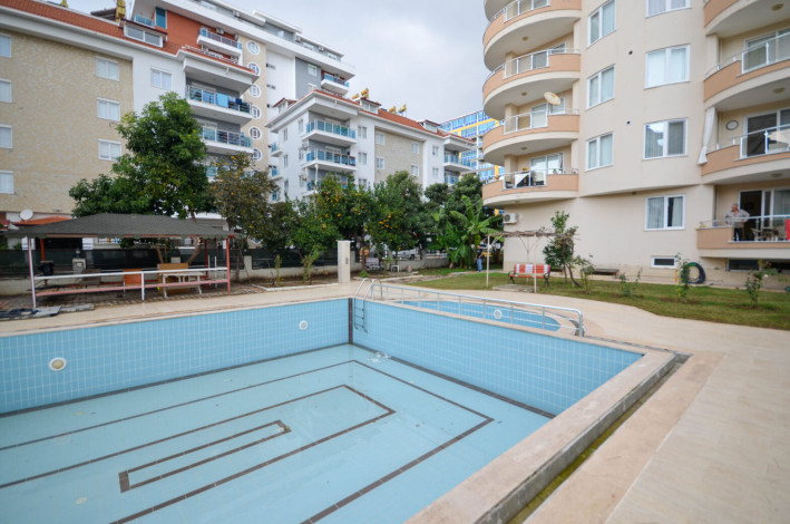 Трехкомнатная квартира недалеко от моря в районе Махмутлар, 110 м2 - Ракурс 20