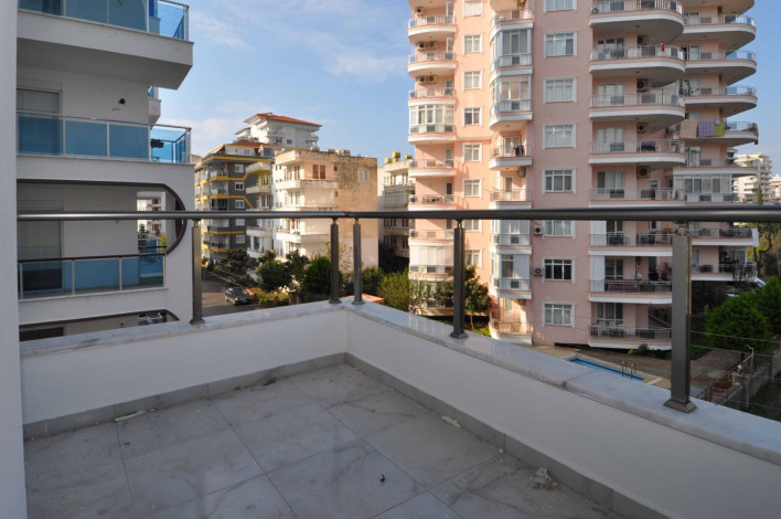 Трехкомнатная квартира в 350 м от моря в районе Махмутлар, 83м - Ракурс 6