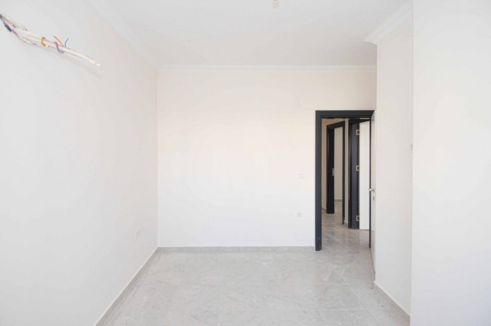 Трехкомнатная квартира в 350 м от моря в районе Махмутлар, 83м - Ракурс 10