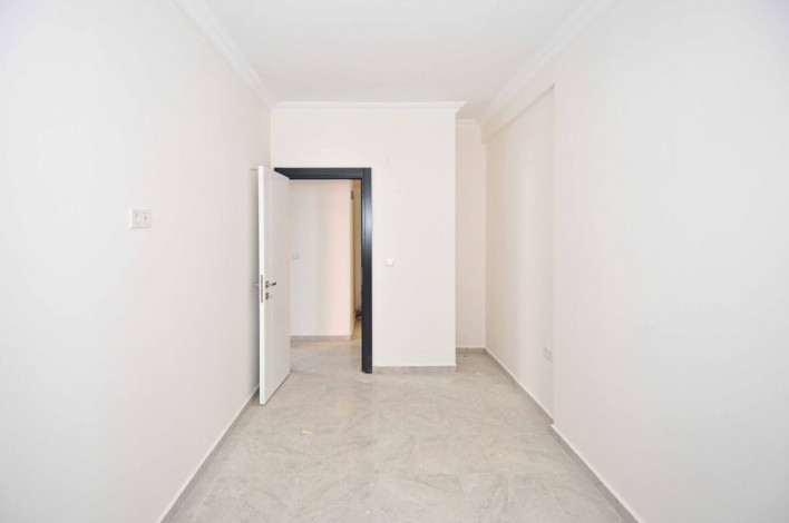 Трехкомнатная квартира в 350 м от моря в районе Махмутлар, 83м - Ракурс 11