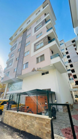 Меблированная трехкомнатная квартира в 300 метрах от моря в районе Махмутлар, 120 м2 - Ракурс 8