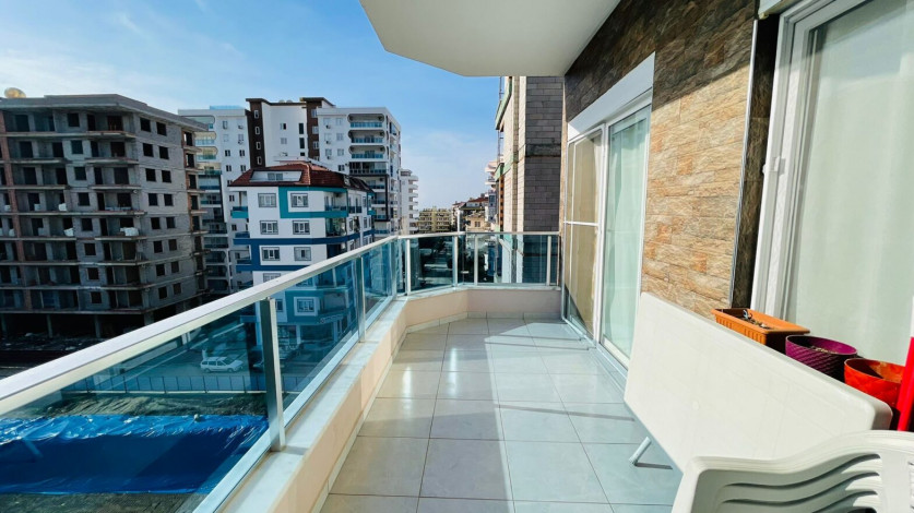 Меблированная трехкомнатная квартира в 300 метрах от моря в районе Махмутлар, 120 м2 - Ракурс 12