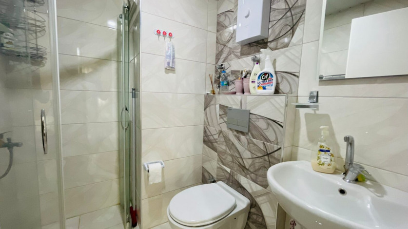 Меблированная трехкомнатная квартира в 300 метрах от моря в районе Махмутлар, 120 м2 - Ракурс 13