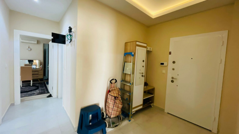 Меблированная трехкомнатная квартира в 300 метрах от моря в районе Махмутлар, 120 м2 - Ракурс 17