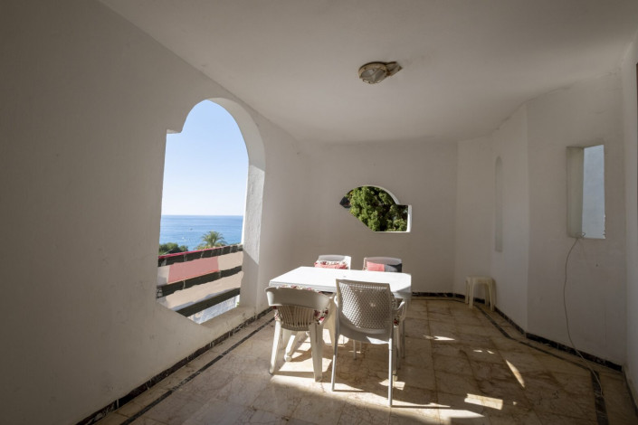 Трехкомнатная вилла с видом на море в районе Тюрклер города Аланья, 95 м2 - Ракурс 10