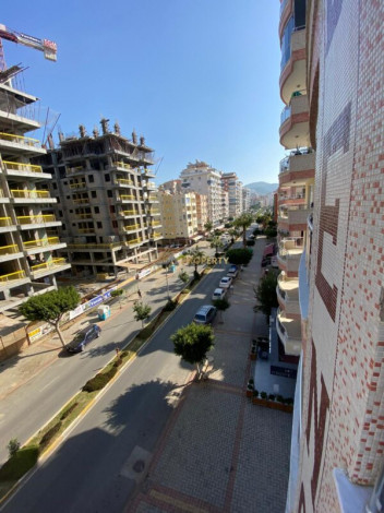 Квартира 2+1 большой планировки с мебелью в Махмутларе, 120 м2 - Ракурс 2