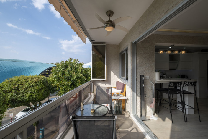 Квартира 2+1 на первой линии пляжа Клеопатры возле пещеры Дамлаташ, 105 м2 - Ракурс 25