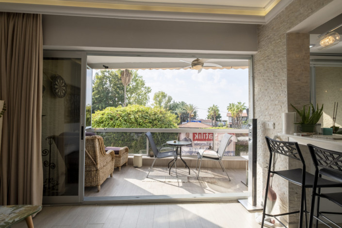 Квартира 2+1 на первой линии пляжа Клеопатры возле пещеры Дамлаташ, 105 м2 - Ракурс 27