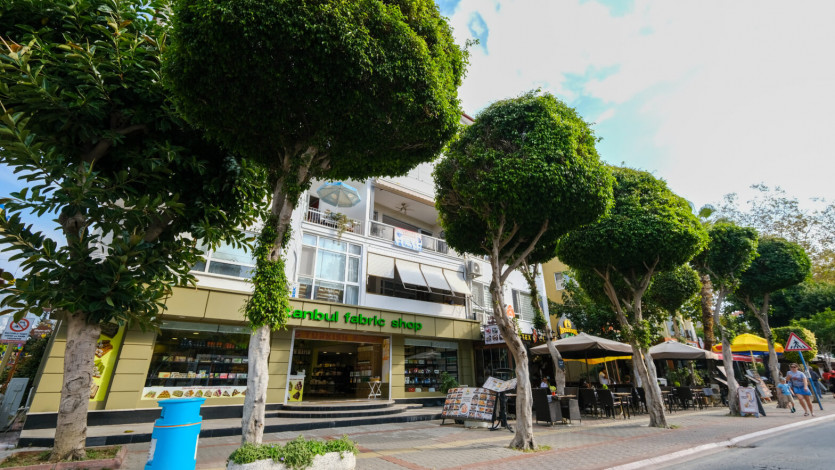 Квартира 2+1 на первой линии пляжа Клеопатры возле пещеры Дамлаташ, 105 м2 - Ракурс 30