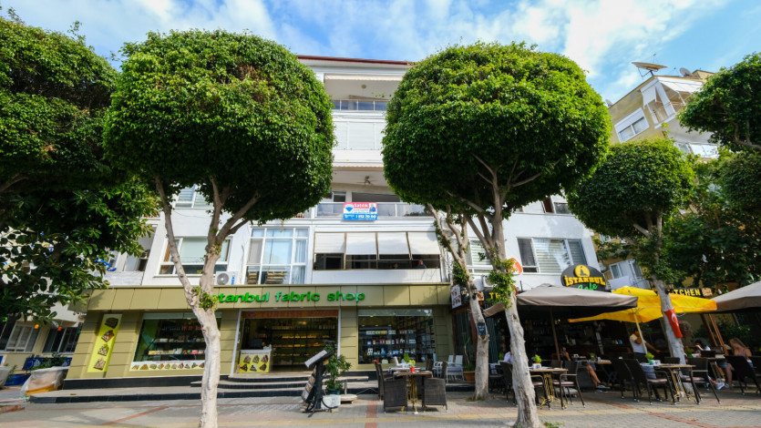 Квартира 2+1 на первой линии пляжа Клеопатры возле пещеры Дамлаташ, 105 м2 - Ракурс 31