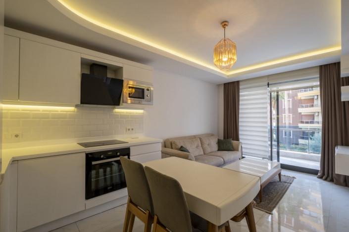 Квартира 1+1 в центре Алании в одном из лучших комплексов с развитой инфраструктурой, 55 м2 - Ракурс 2