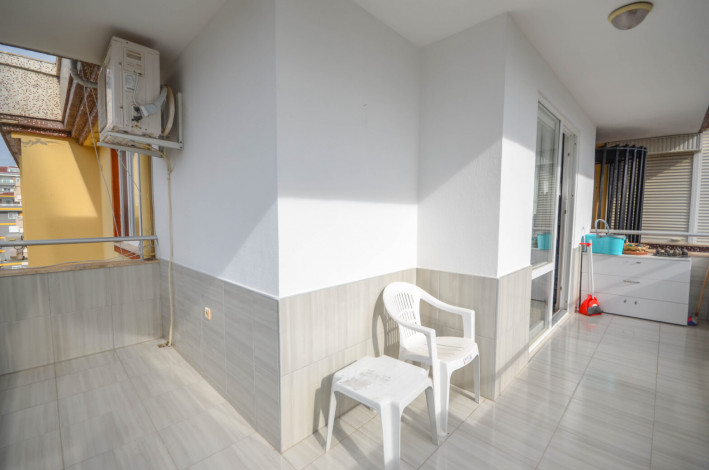 Просторная трехкомнатная квартира в 100 метрах от Средиземного моря, 135 м2 - Ракурс 9