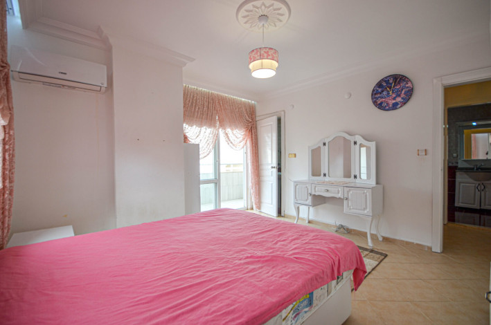 Просторная трехкомнатная квартира в 100 метрах от Средиземного моря, 135 м2 - Ракурс 17