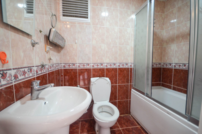 Просторная трехкомнатная квартира в 100 метрах от Средиземного моря, 135 м2 - Ракурс 19